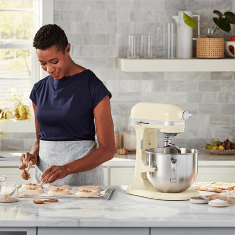 KitchenAid 5KSM70SHXEAC Artisan Kaldırılabilir Kaseli Stand Mikser, 6.6 L, Badem Ezmesi — KitchenAid — Görsel 6